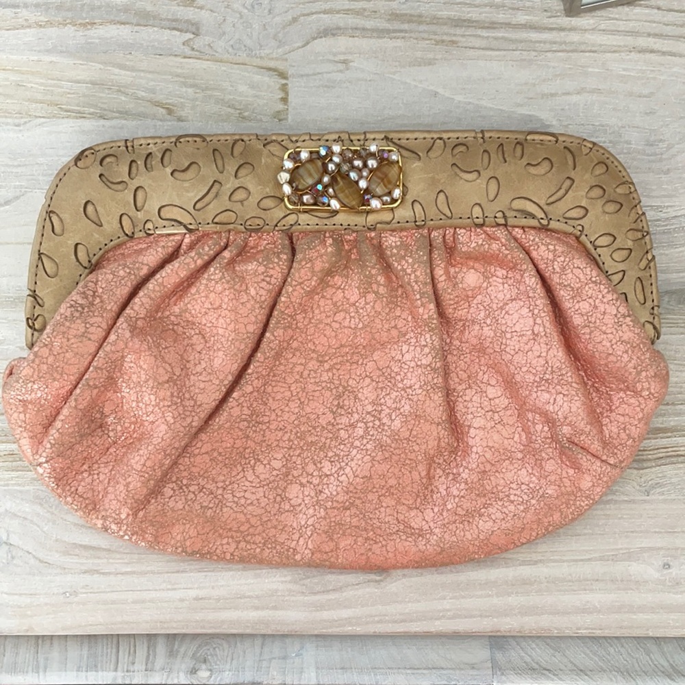 Rachel Abroms clutch